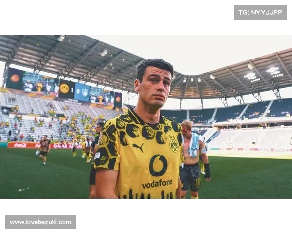 罗马诺透露帕尔马与多特关于雷纳转会谈判进展顺利